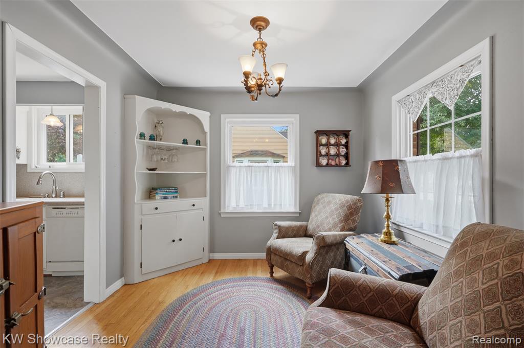 2071 Dorothea Road, Berkley, MI 48072 — Photo 5