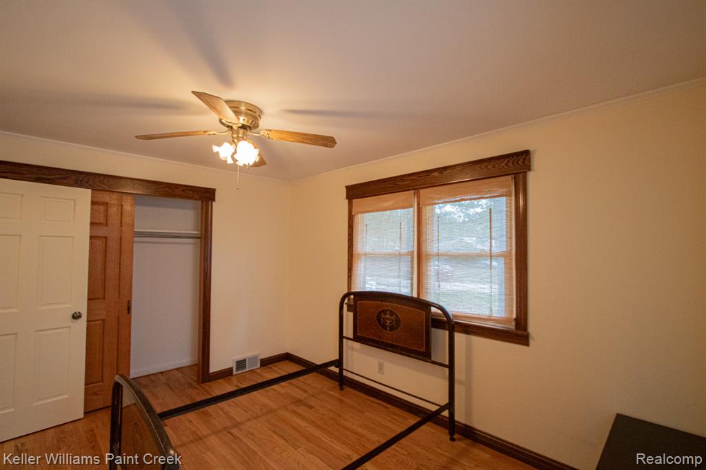 239 Almont Avenue, Almont, MI 48003 — Photo 18