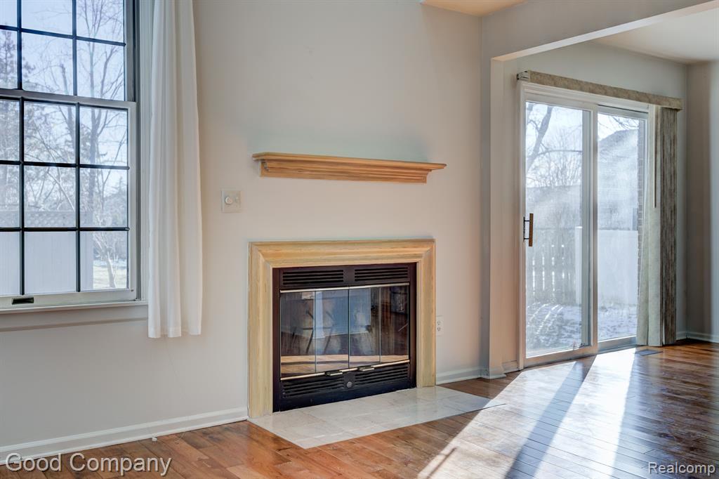 45293 HORSESHOE Circle, Canton, MI 48187 — Photo 7