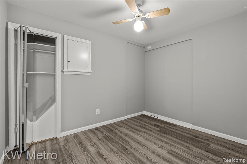 9226 GRANDVILLE Avenue, Detroit, MI 48228 — Photo 16