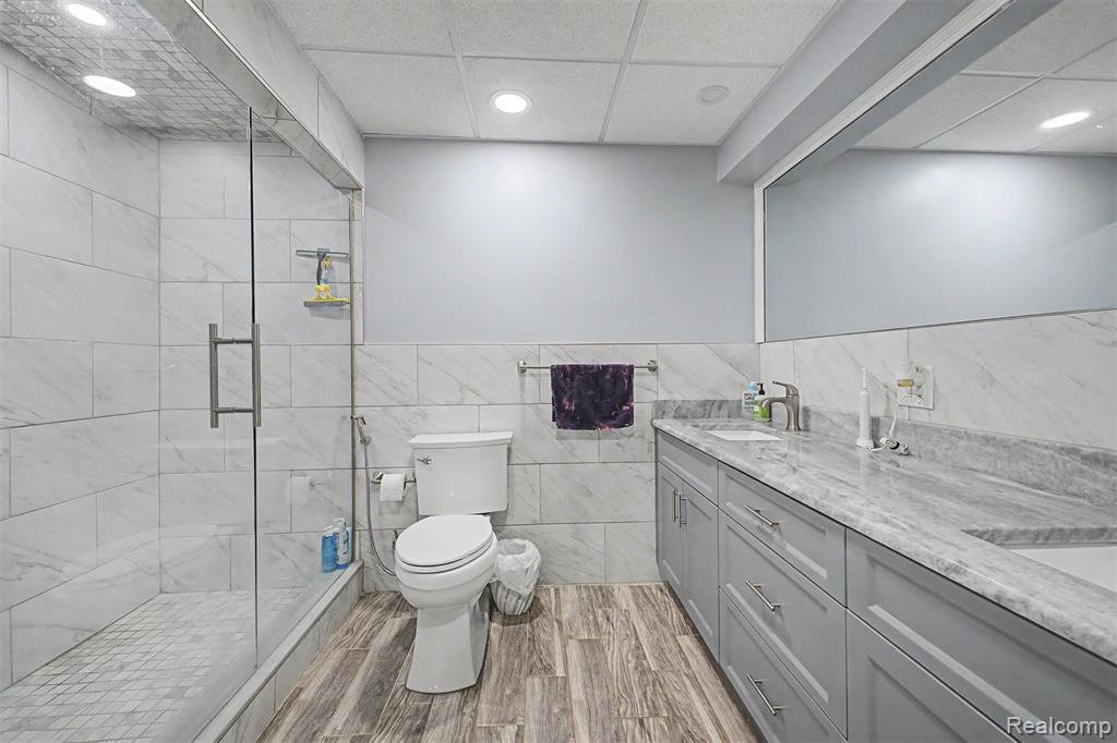 816 N Beech Daly Road, Dearborn Heights, MI 48127 — Photo 35