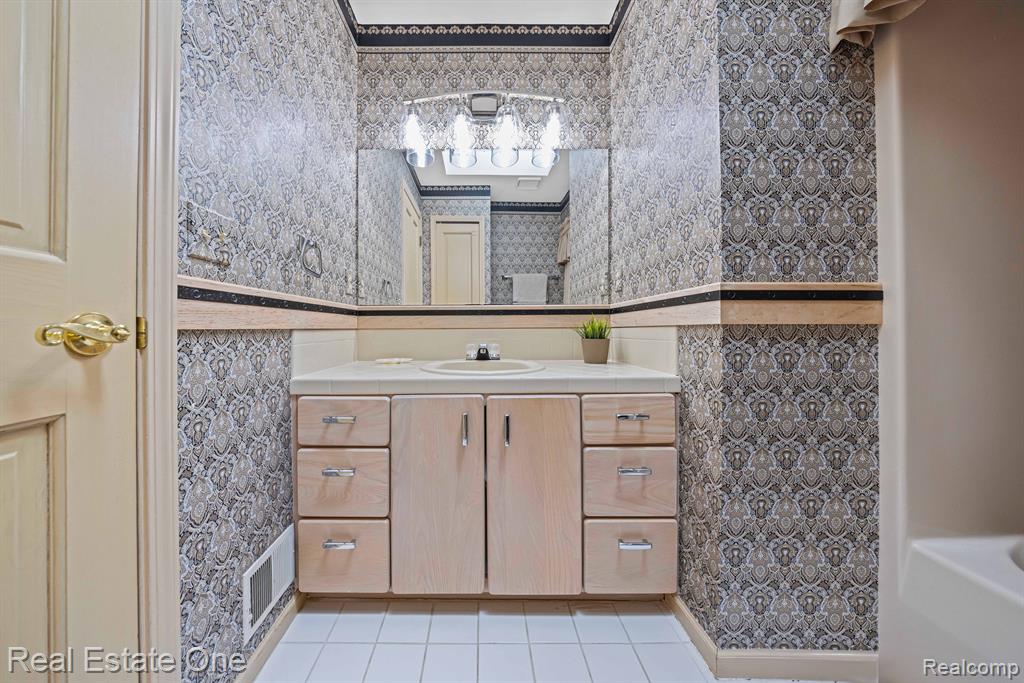 3882 LAKE LAPEER Drive, Metamora, MI 48455 — Photo 26