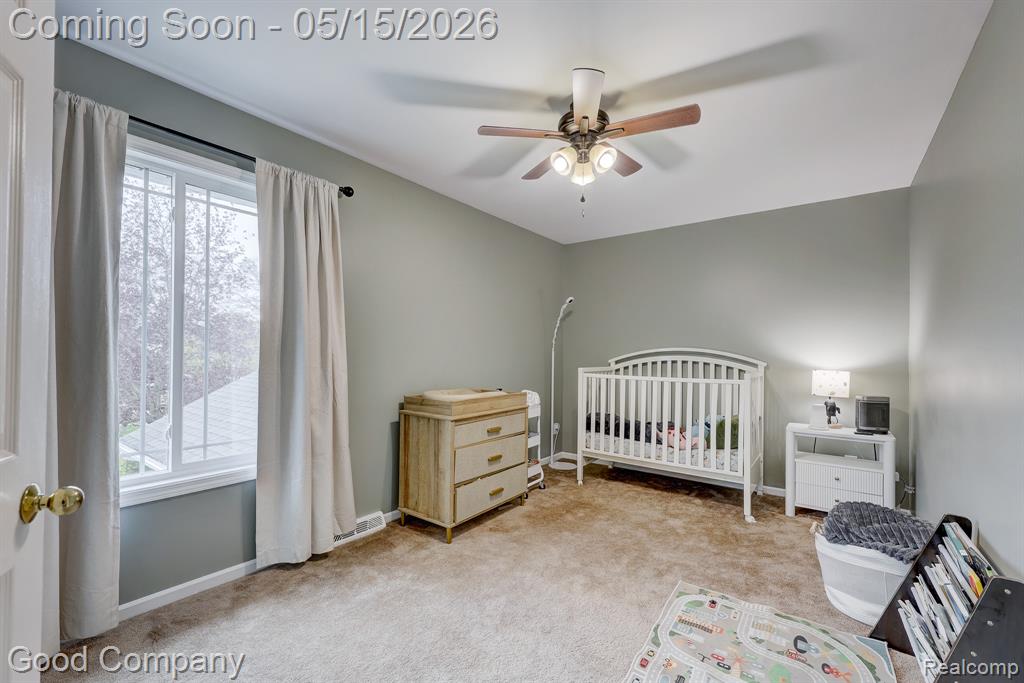 2370 Lansbury Drive, Waterford, MI 48329 — Photo 33