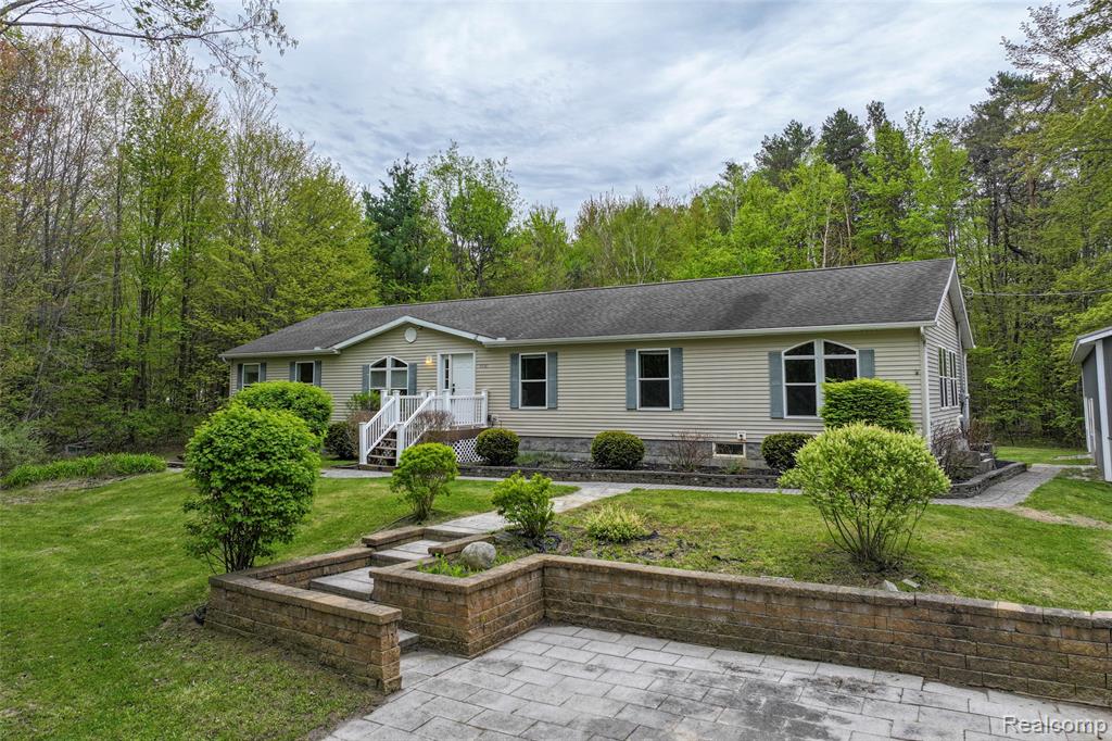 4587 Brown Road, Vassar, MI 48768 — Photo 5