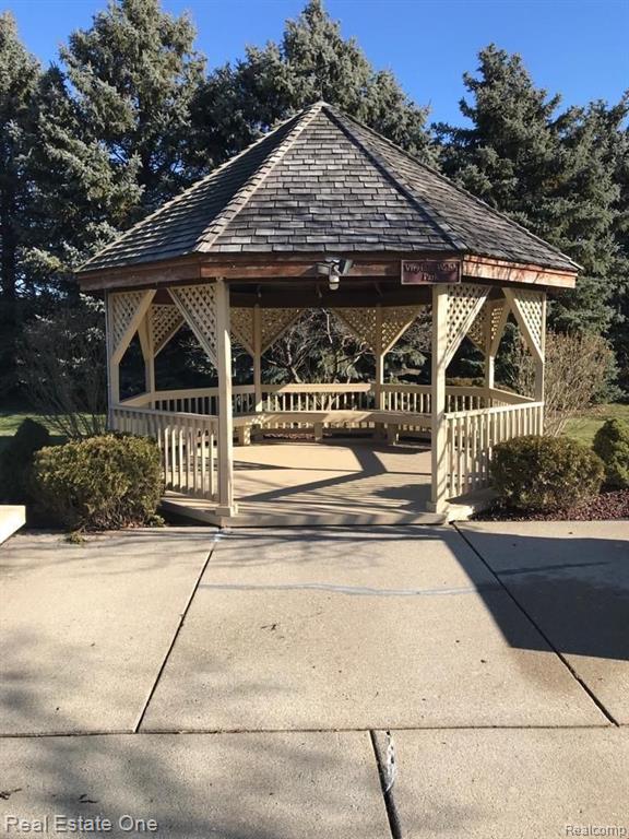 42493 LILLEY POINTE Drive, Canton, MI 48187 — Photo 25