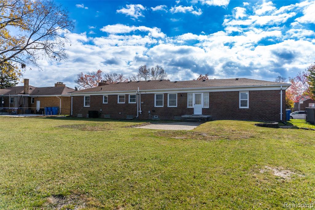 8153 Racine Road, Warren, MI 48093 — Photo 41