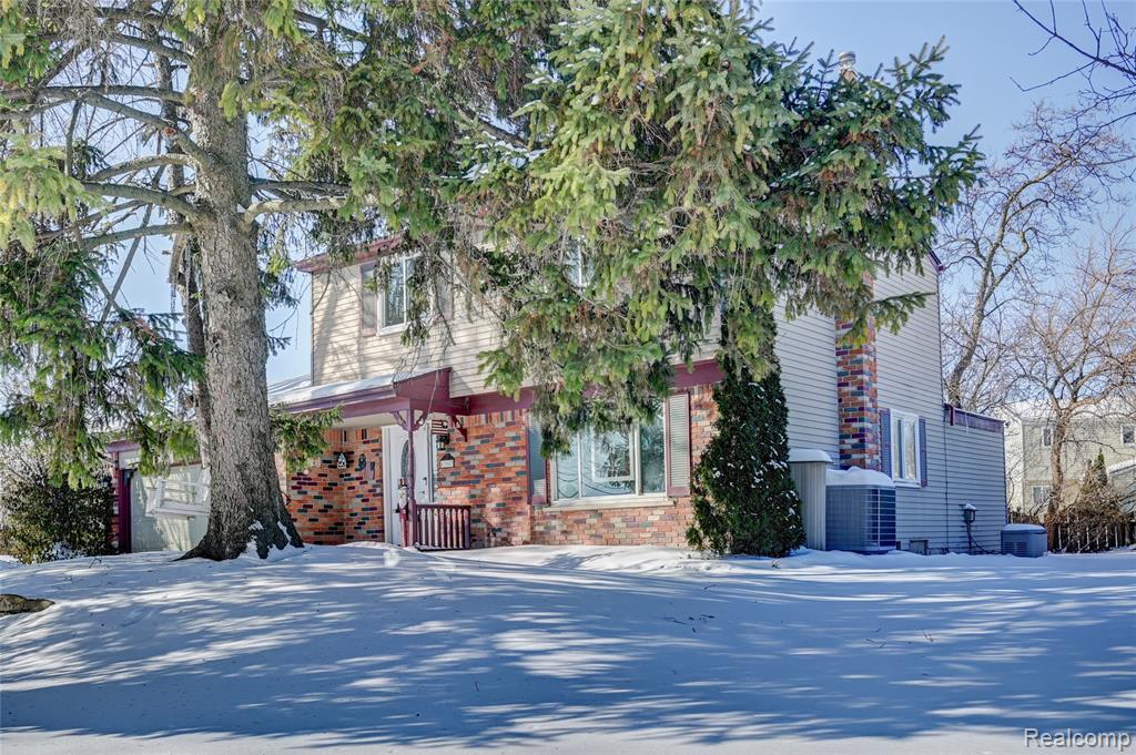 43047 Avon Court, Sterling Heights, MI 48313 — Photo 2
