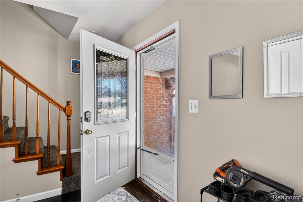 5177 Elizabeth Lane, Almont, MI 48003 — Photo 3