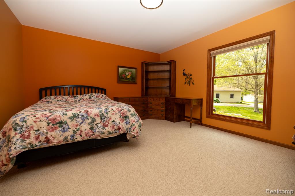 321 Elio, Highland, MI — Photo 25
