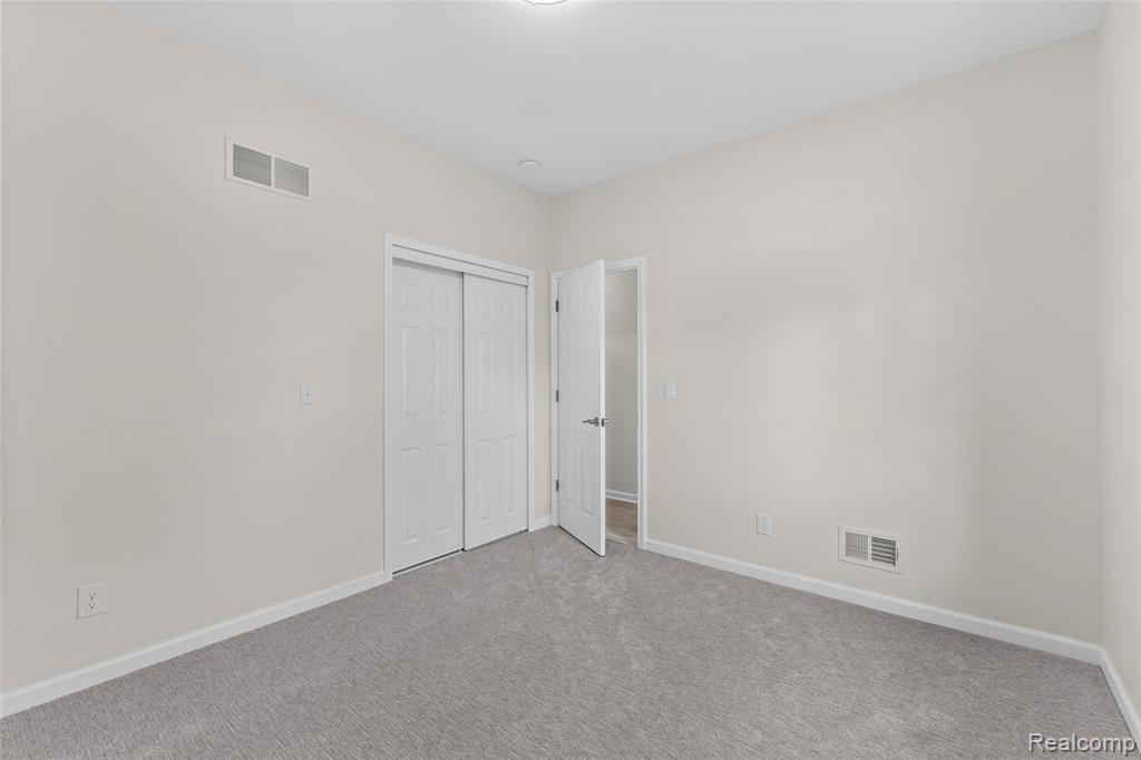 4833 Harding St, Dearborn Heights, MI 48125 — Photo 38
