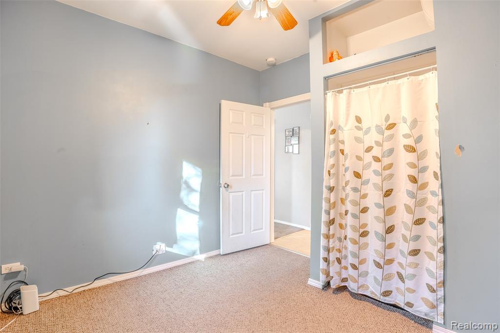 9756 Janet Street, Taylor, MI 48180 — Photo 18