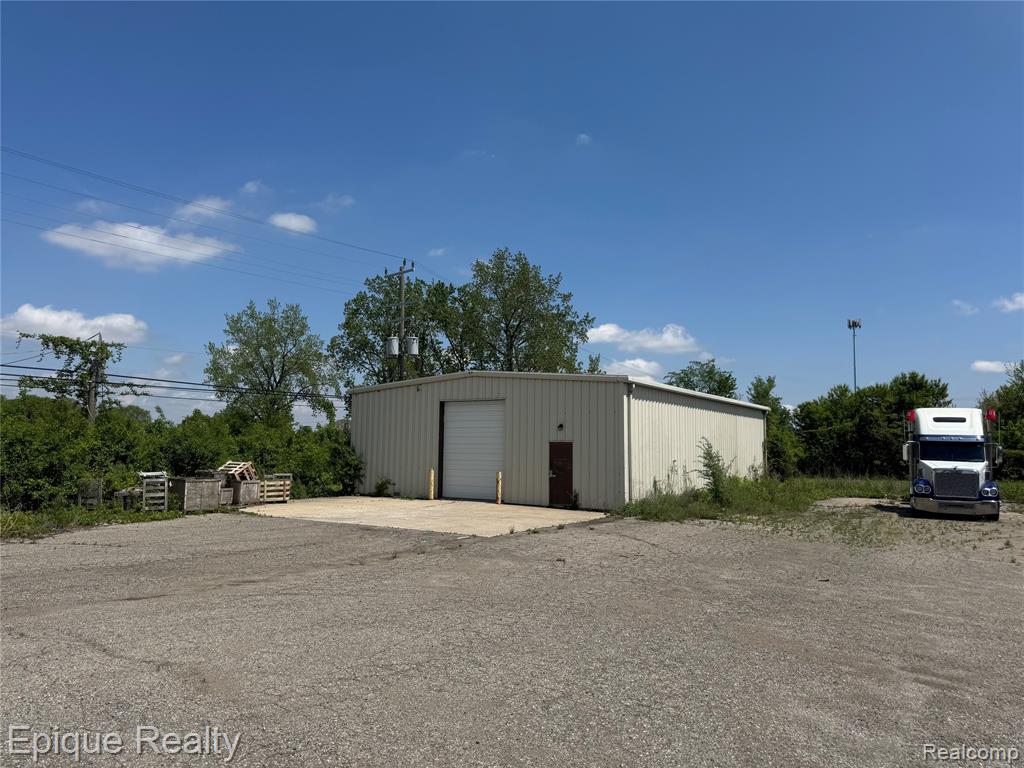 5836 Hubbard Street, Garden City, MI — Photo 4