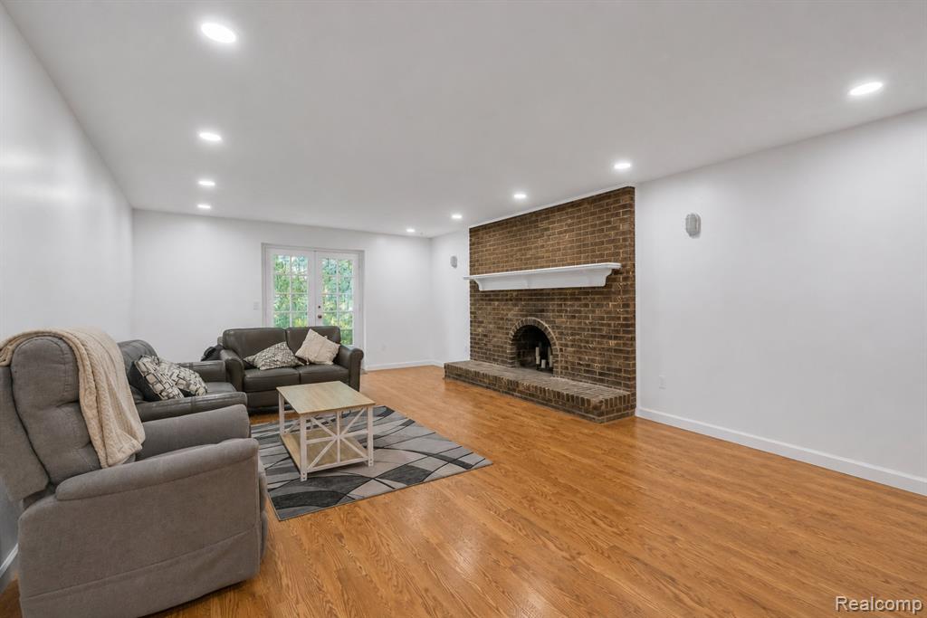 18823 Millar Road, Clinton Twp, MI 48036 — Photo 28