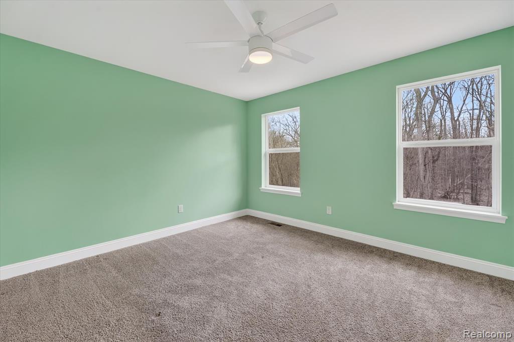 14131 Eastview Drive, Fenton, MI 48430 — Photo 27