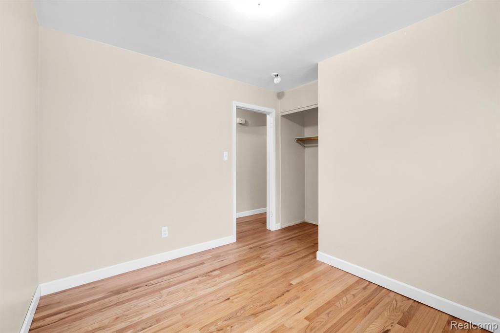 6842 Bison Street, Westland, MI — Photo 13