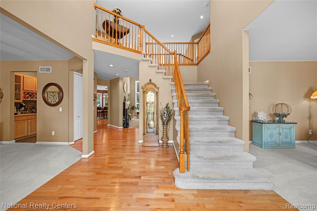 4577 Darlene Drive, Commerce Twp, MI 48382 — Photo 14