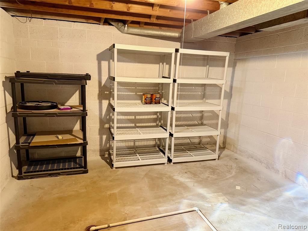 17617 Avilla Blvd Boulevard, Lathrup Village, MI 48076 — Photo 32
