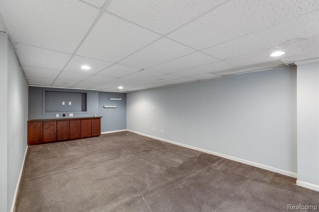 4216 CORONET Avenue, Canton, MI 48188 — Photo 35