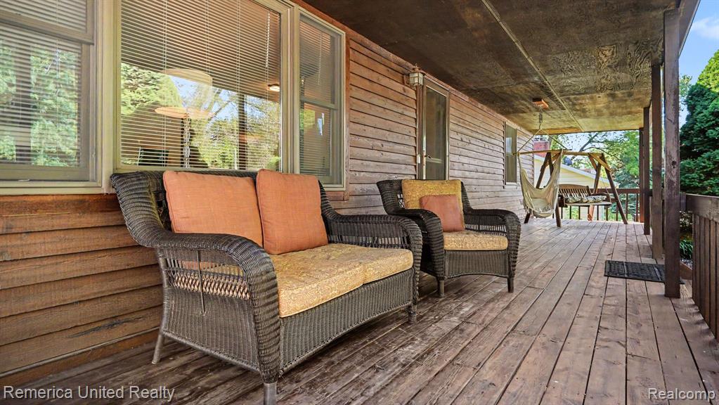 339 S Collins Street, Fowlerville, MI 48836 — Photo 32
