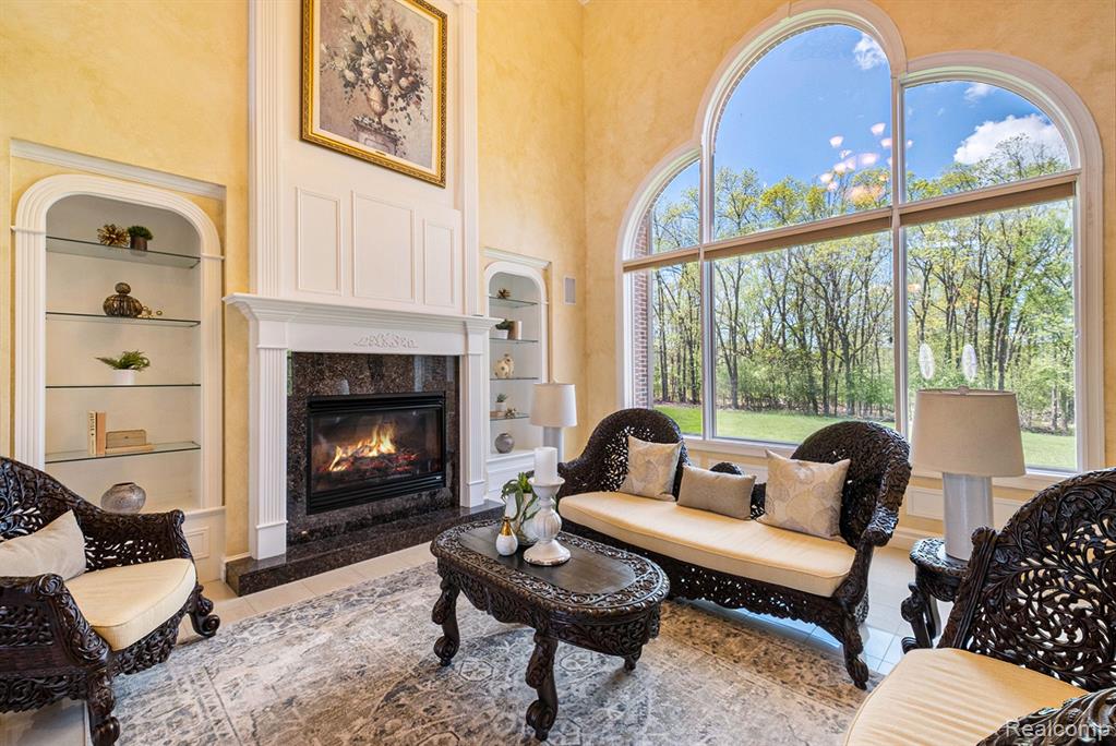8294 WARWICK GROVES, Grand Blanc, MI 48439 — Photo 5