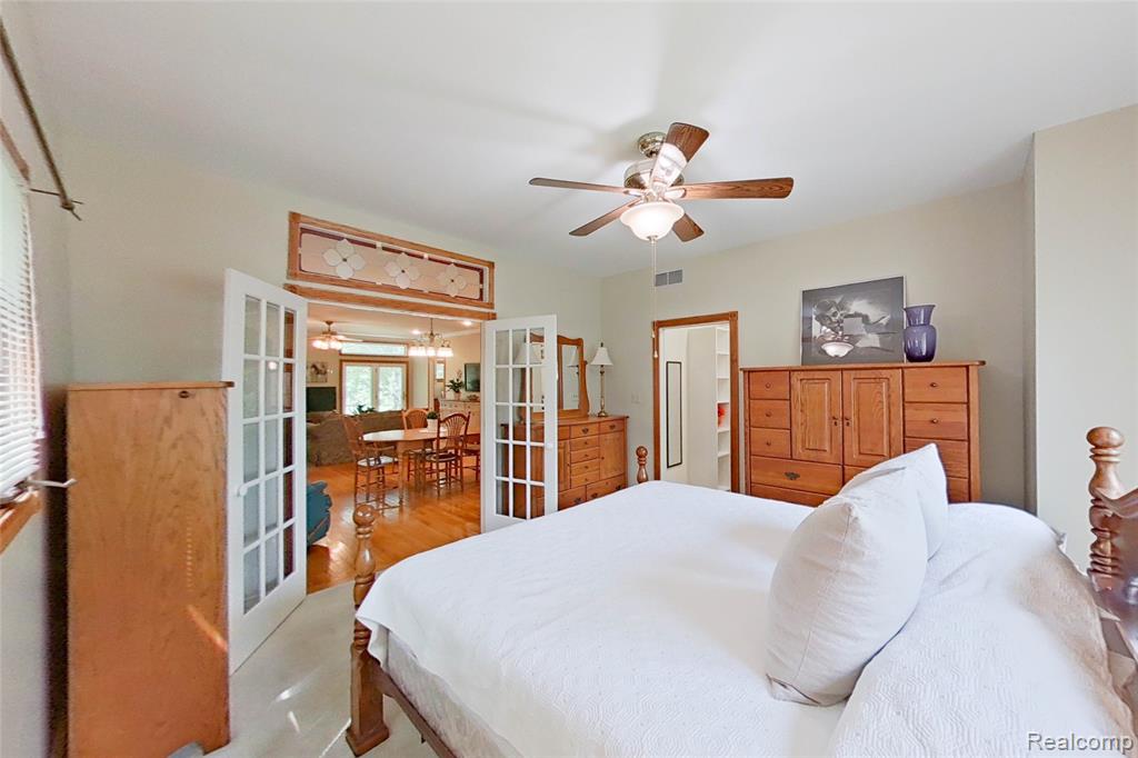 50666 W 9 Mile Road, Novi, MI — Photo 18