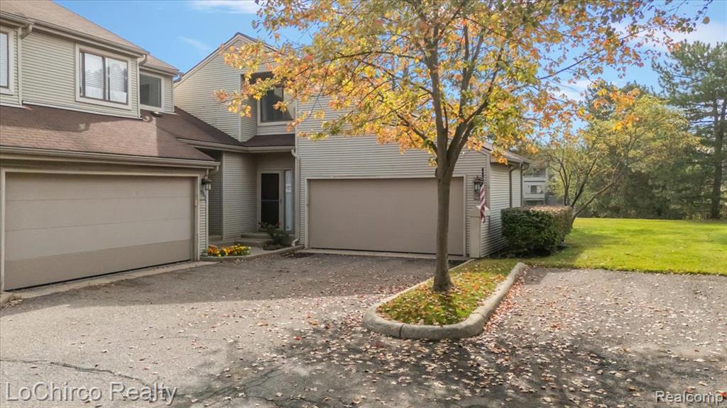 733 Hamilton Court, Rochester Hills, MI 48307 — Photo 58