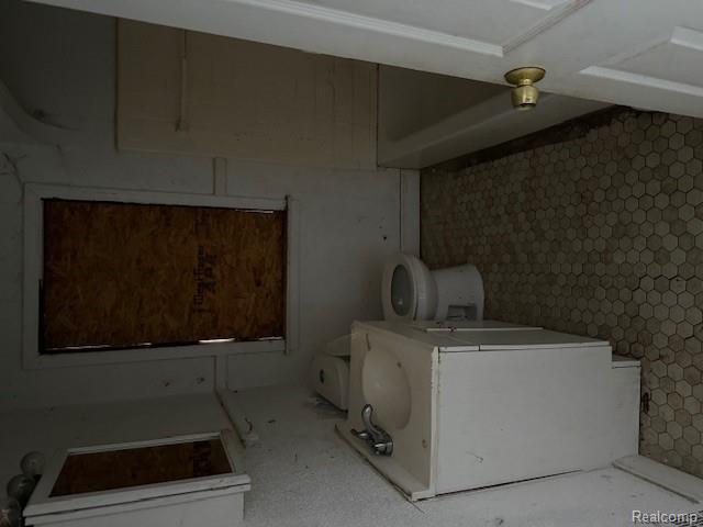 8255 Marlowe Street, Detroit, MI 48228 — Photo 6
