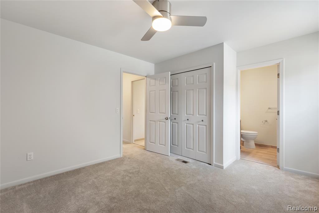 6650 ELIZABETH LAKE Road, Waterford, MI 48327 — Photo 13