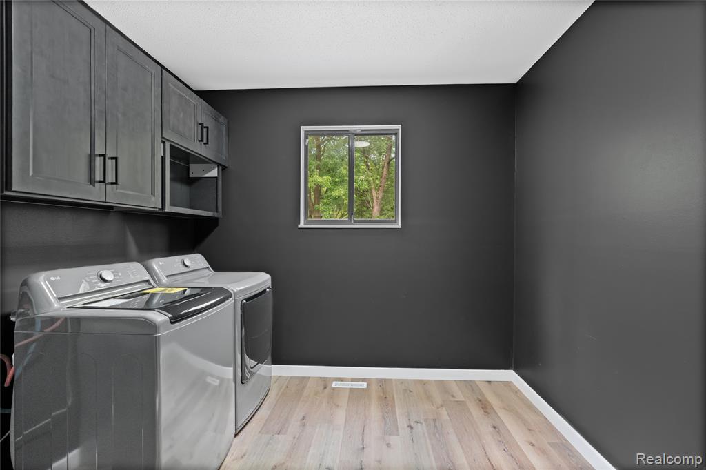 507 Charing Cross Drive, Grand Blanc, MI 48439 — Photo 53