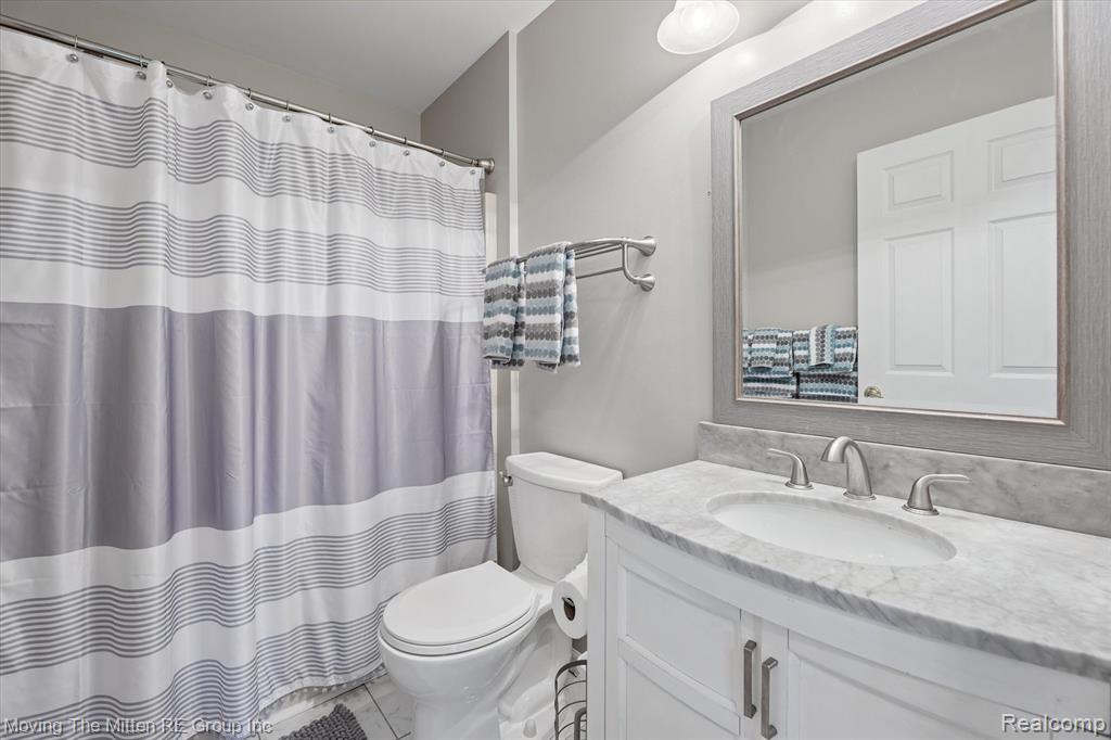 8171 St Johns Drive, Westland, MI — Photo 30