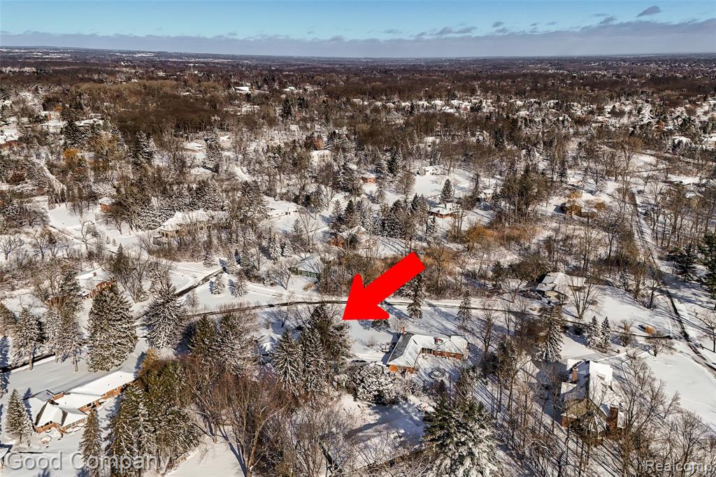 922 Eastover Drive, Bloomfield Hills, MI 48304 — Photo 2