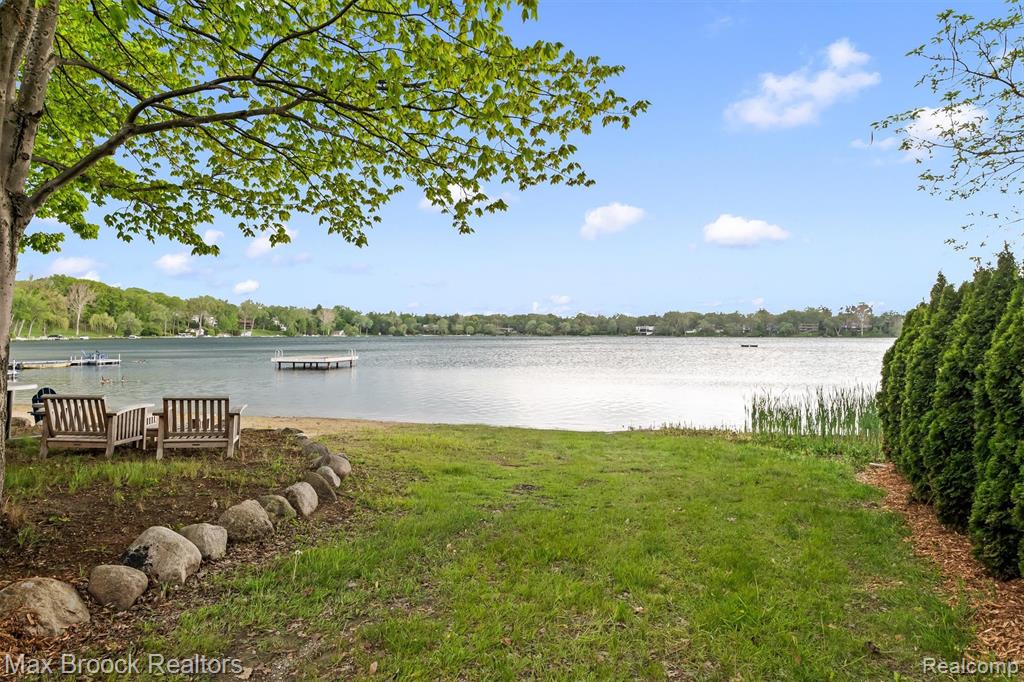 6280 Dakota Circle, Bloomfield Hills, MI 48301 — Photo 37