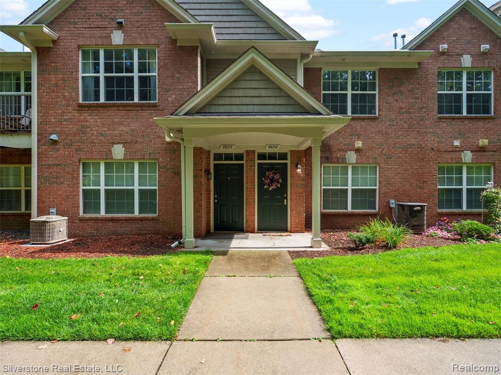 49207 W Woods Drive, Shelby Twp, MI 48317 — Photo 21