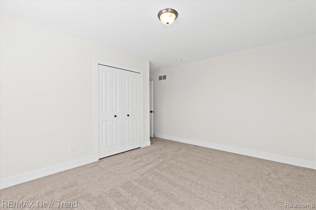 8511 JOSEPH Street, Commerce Twp, MI 48382 — Photo 25