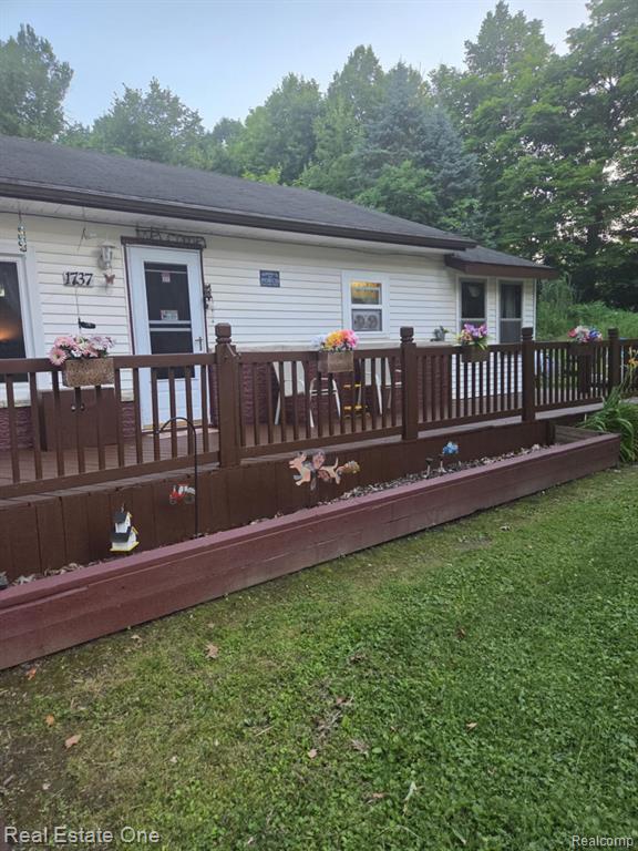 1737 Lakeville Road, Leonard, MI 48367 — front exterior