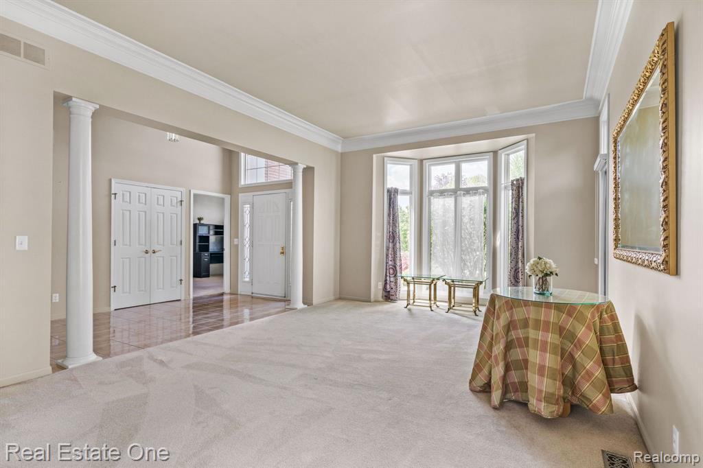 4458 HYCLIFFE Drive, Troy, MI 48098 — Photo 5