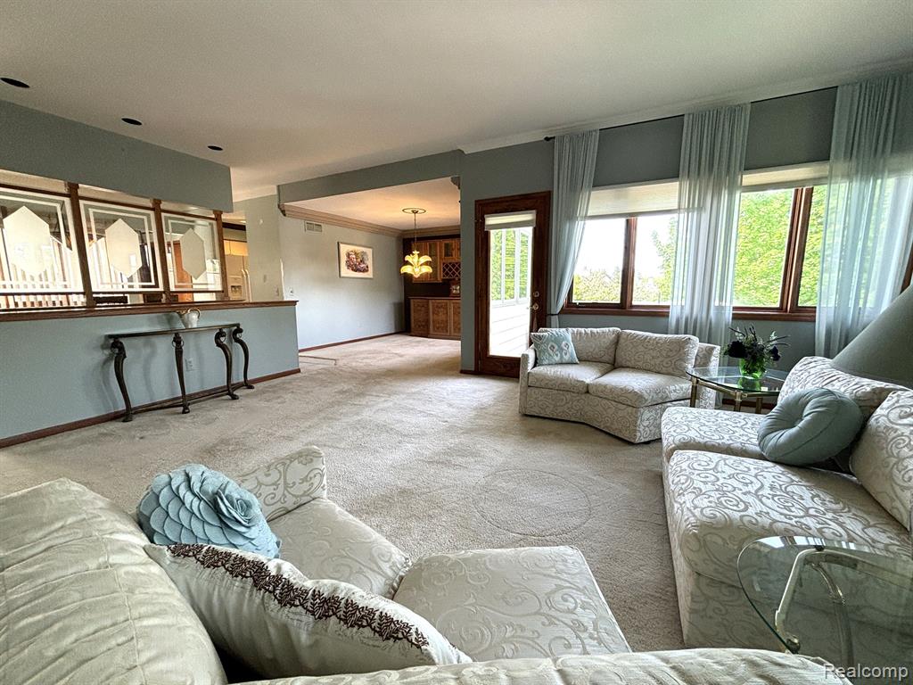 34060 HILLSIDE, Farmington Hills, MI 48335 — Photo 15