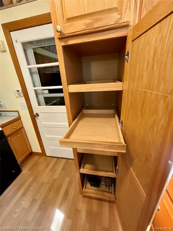 6272 Elro Street, Burton, MI 48509 — Photo 14