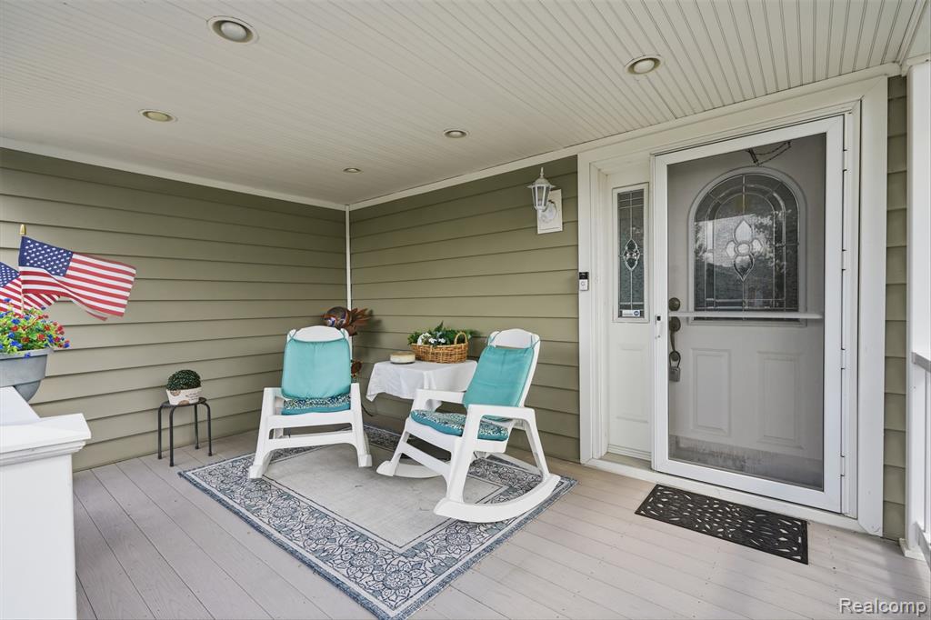 11979 Cedarbrook Drive, South Lyon, MI 48178 — Photo 7