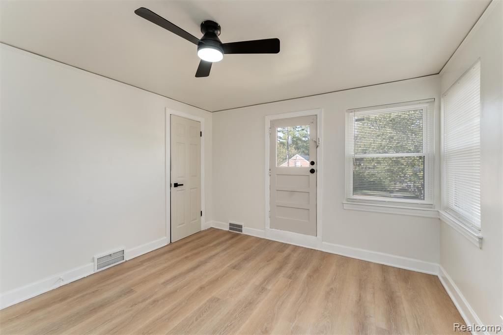 8700 Otto Street, Detroit, MI 48204 — Photo 16