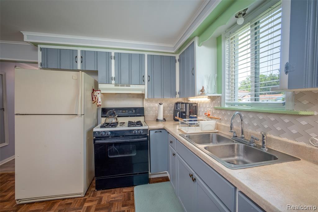 5990 Jackson Street, Taylor, MI 48180 — Photo 9