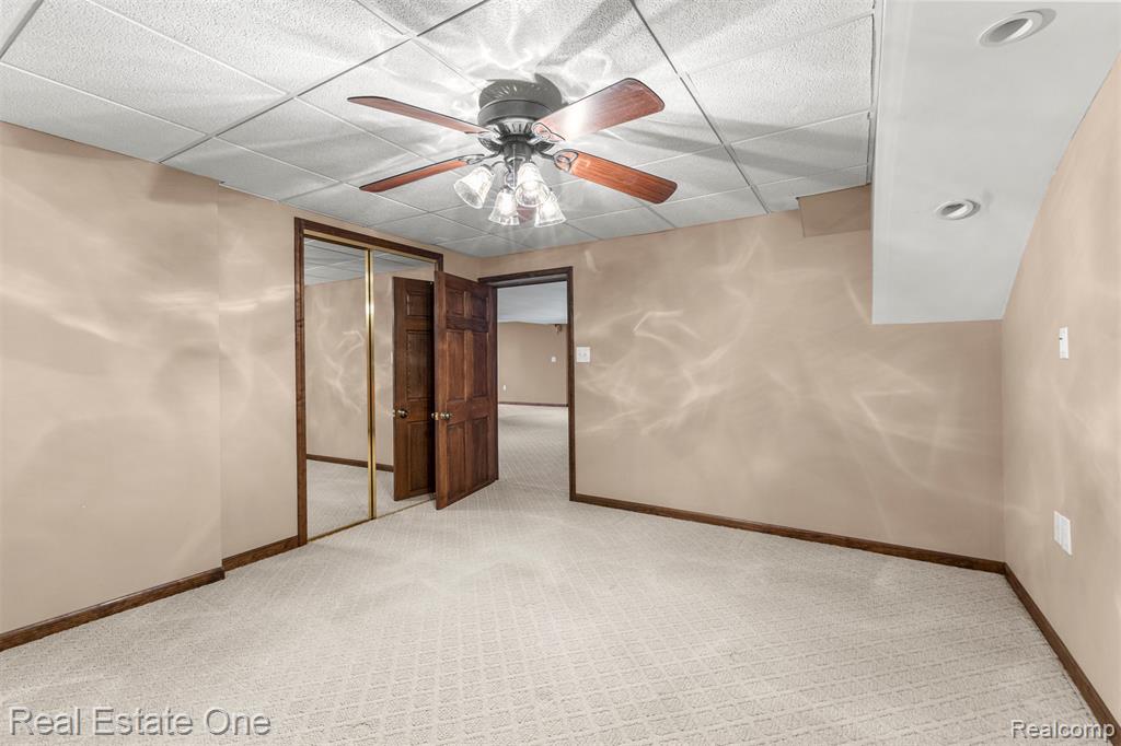 8329 Gray Street, Westland, MI — Photo 32