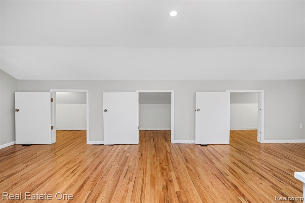 13344 Hart Avenue, Huntington Woods, MI — Photo 37