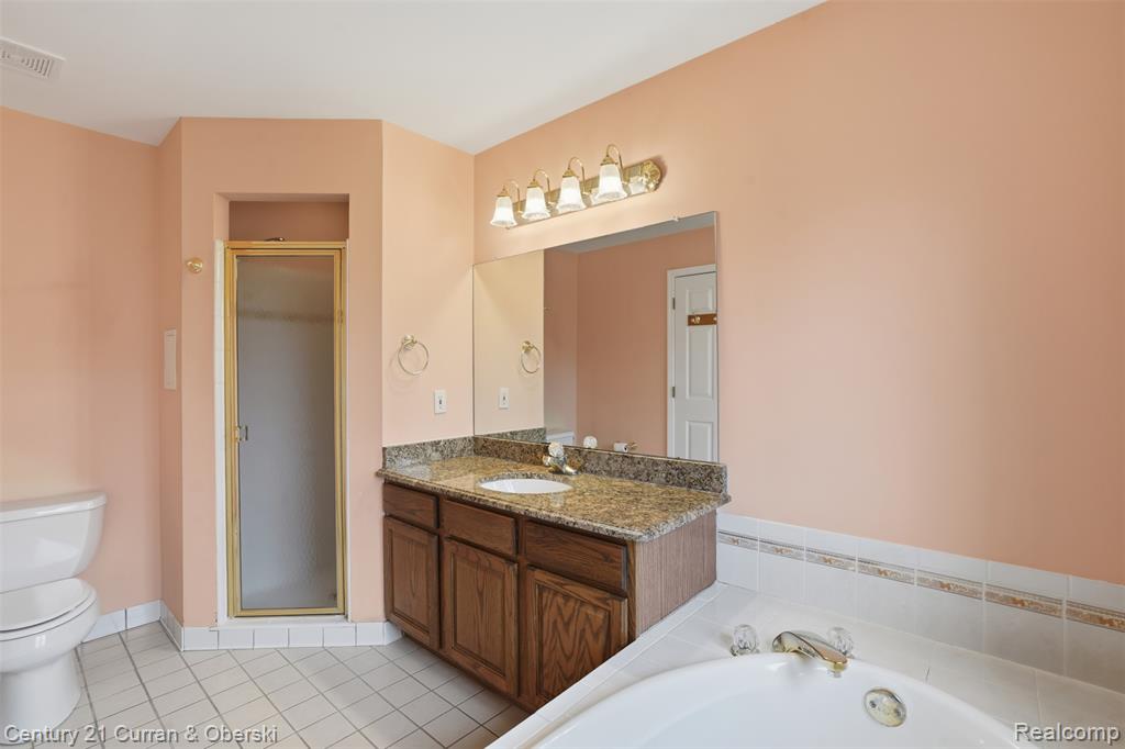 43612 Hoptree Drive, Sterling Heights, MI 48314 — Photo 24