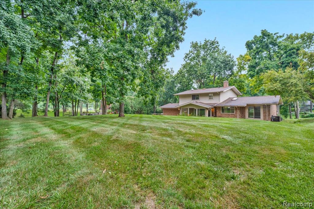 6016 Plantation Drive, Grand Blanc, MI 48439 — Photo 56