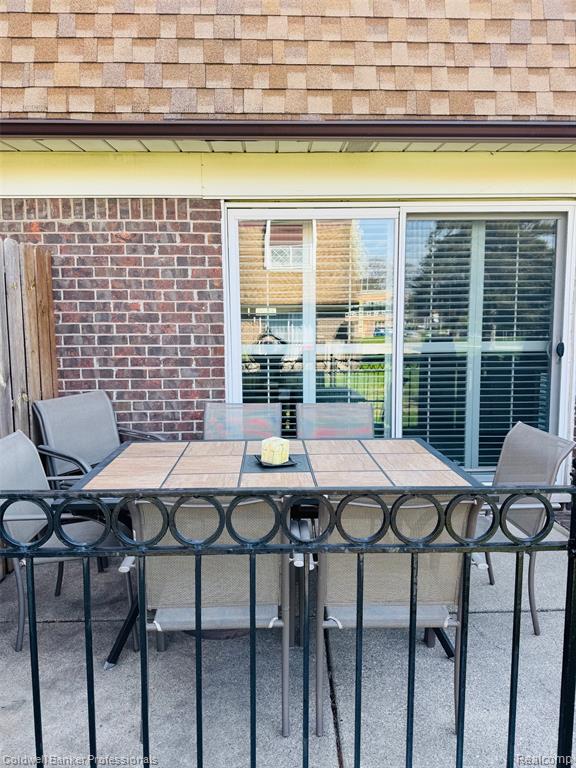 37021 E Aragona Drive, Clinton Twp, MI 48036 — Photo 28