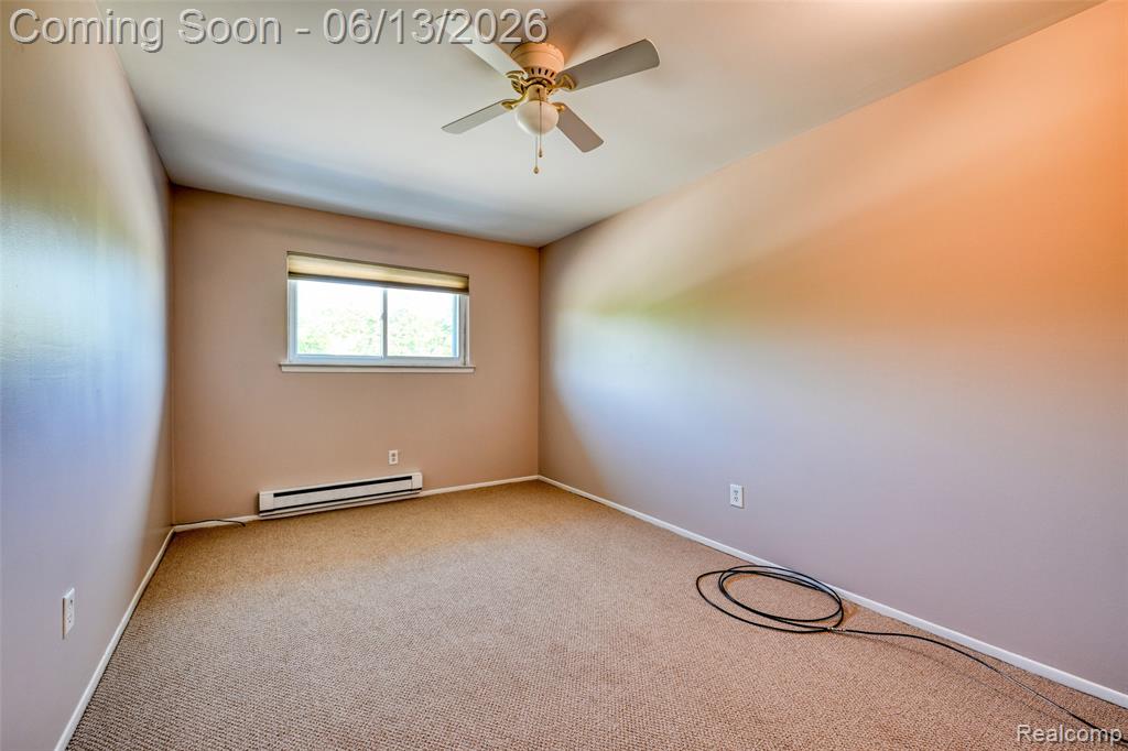 7592 Woodview Street, 4, Westland, MI — Photo 21