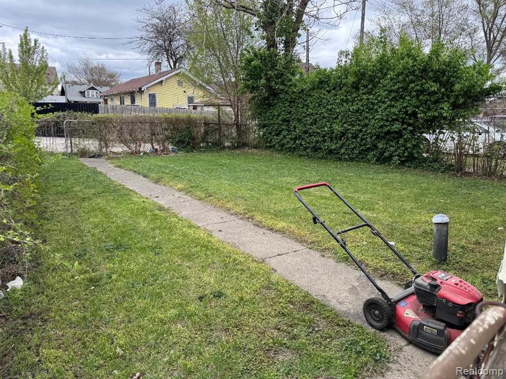 7225 SENATOR Street, Detroit, MI 48209 — Photo 16