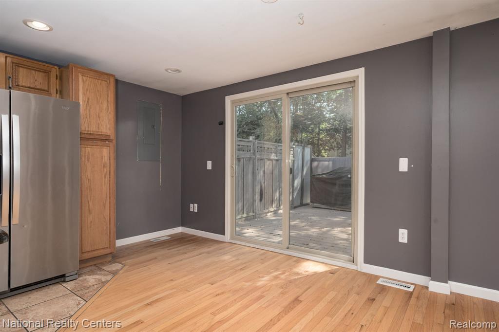 402 N West Street, Royal Oak, MI 48067 — Photo 15