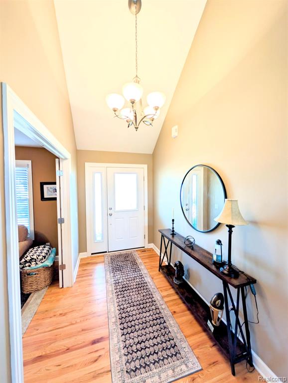 5441 Meadow Creek Court, Flint, MI 48532 — Photo 4